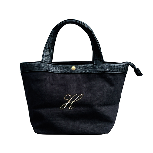 トートバッグ KARA SS23 BAG WITH CRYSTALS (HB275E_0990BLACKSTREAKING) Initial tote bag S(Black) FASHION GOODS Bling Me!